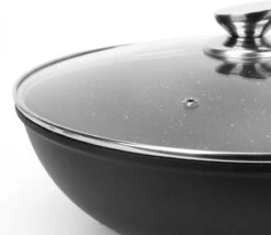 Swiss Pro+ - Marmeren Wokpan - Ø 30 Cm - Geschikt Voor Alle Warmtebronnen -Thuiskeuken 1200x1038 3