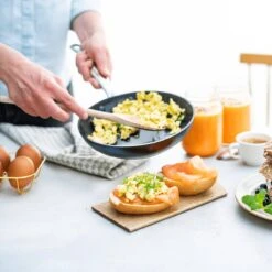 GreenPan Barcelona Infinity Pro Koekenpan 32cm - Zwart - Inductie - PFAS-vrij -Thuiskeuken 1200x1199 12