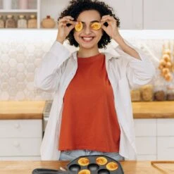 Home&House Poffertjespan Set - Zwart - Poffertjesmaker - Inductie - Gas - Poffertjes - Prik Vork - Kwast - Gietijzer - Poffertjesplaat - Poffertjespannen -Thuiskeuken 1200x1200 1058