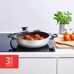 BRABANTIA INDU+ Hapjespan - Keramische Antiaanbaklaag - Met Deksel - Ø 28 Cm - Inductie - Pfas Vrij -Thuiskeuken 1200x1200 1292
