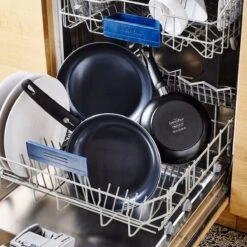 GreenPan Cambridge Kookpan Met Deksel 24cm - Zwart - Inductie - PFAS-vrij 15 GreenPan Cambridge Kookpan Met Deksel 24cm - Zwart - Inductie - PFAS-vrij -Thuiskeuken 1200x1200 1516