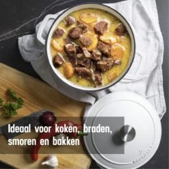 Daumonet Carême Blanc Gietijzeren Braadpan - Sudderpan Wit - Rond - Ø 26 Cm - 4,4 Liter - 100% PFAS & PFOA Vrij - Emaille - Geschikt Voor Alle Warmtebronnen - Elektrisch - Gas - Halogeen - Inductie - Keramisch - Vaatwasserbestendig 15 Daumonet Carême Blanc Gietijzeren Braadpan - Sudderpan Wit - Rond - Ø 26 Cm - 4,4 Liter - 100% PFAS & PFOA Vrij - Emaille - Geschikt Voor Alle Warmtebronnen - Elektrisch - Gas - Halogeen - Inductie - Keramisch - Vaatwasserbestendig -Thuiskeuken 1200x1200 1587