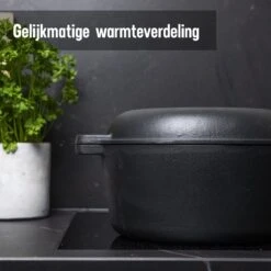 Daumonet Ducasse Gietijzeren Double Use Braadpan - Combi Sudderpan Zwart - 2-in-1 Bak- En Braadpan - PFAS & PFOA Vrij - Rond - Ø 26 Cm - 4,4 Liter - Emaille - Alle Warmtebronnen - Elektrisch - Gas - Halogeen - Inductie - Keramisch -Thuiskeuken 1200x1200 1612