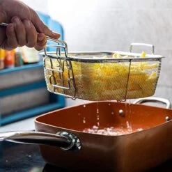 Nuovva Koperen Frituurpan, Met Diepe Zijkanten & Deksel -Thuiskeuken 1200x1200 1704