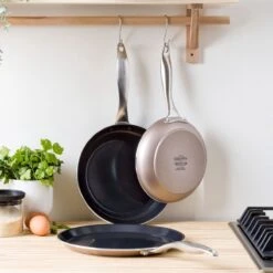 GreenPan Koekenpan - Royal Bronze - ø 20 Cm - Keramische Anti-aanbaklaag 11 GreenPan Koekenpan - Royal Bronze - ø 20 Cm - Keramische Anti-aanbaklaag -Thuiskeuken 1200x1200 466