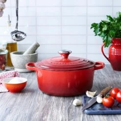 Le Creuset Gietijzeren Braadpan - 26cm 5,3 L - Kersenrood -Thuiskeuken 1200x1200 829