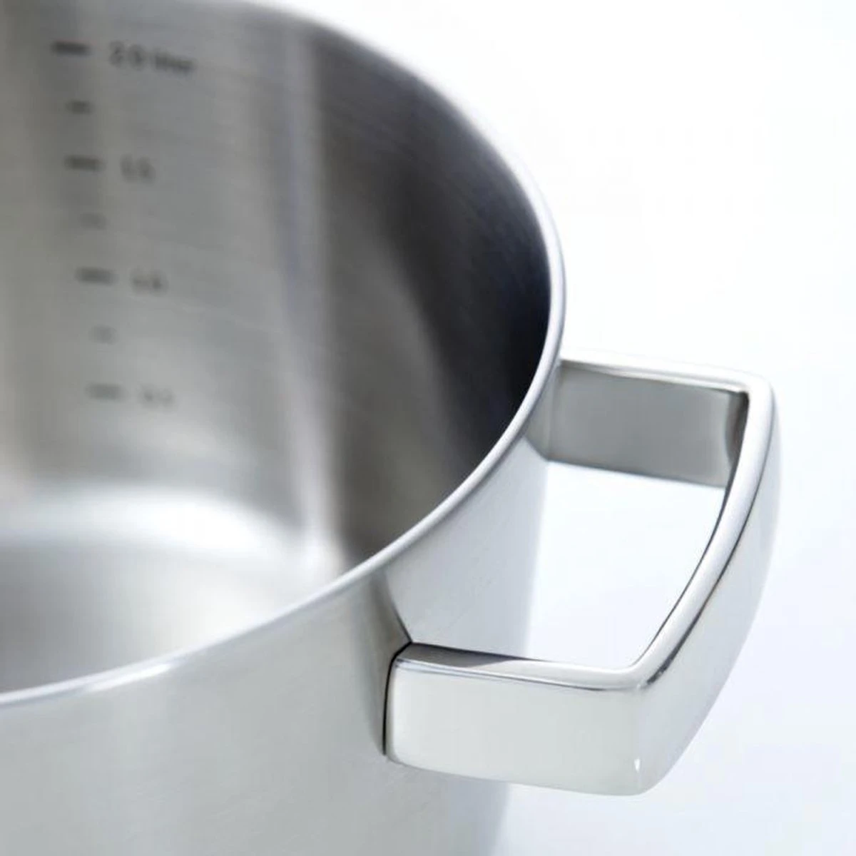 BK Conical Deluxe Kookpannenset - 5 Delig - RVS 10 BK Conical Deluxe Kookpannenset - 5 Delig - RVS - Afbeelding 8