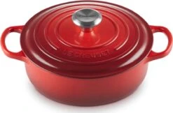 Le Creuset - Gietijzeren - Lage Braadpan - 24cm - Kersenrood 34 Le Creuset - Gietijzeren - Lage Braadpan - 24cm - Kersenrood -Thuiskeuken 1200x785 3