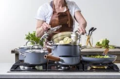 GreenPan Mayflower Pro Pannenset - 10-delig - Grijs - Inductie - PFAS-vrij 25 GreenPan Mayflower Pro Pannenset - 10-delig - Grijs - Inductie - PFAS-vrij -Thuiskeuken 1200x789 2