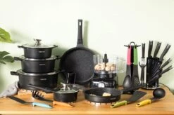 Swiss Pro+ - SWP41D22 - Pannenset 41 Delig - Foodprocessor - Messenblok 8 Delig - Kookgerei Set Met Houder 7 Delig - Starters Pakket - 2022 Serie - Limited Edition -uitzet 22 Swiss Pro+ - SWP41D22 - Pannenset 41 Delig - Foodprocessor - Messenblok 8 Delig - Kookgerei Set Met Houder 7 Delig - Starters Pakket - 2022 Serie - Limited Edition -uitzet -Thuiskeuken 1200x799 118