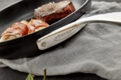 Demeyere Alu Pro Dura Glide Koekenpan - Ø 24 & Ø 28cm - Titanium -Thuiskeuken 1200x799 30