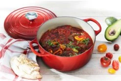 Le Creuset Signature Braadpan - 4,2 L - 24 Cm - Kersenrood 20 Le Creuset Signature Braadpan - 4,2 L - 24 Cm - Kersenrood -Thuiskeuken 1200x800 280