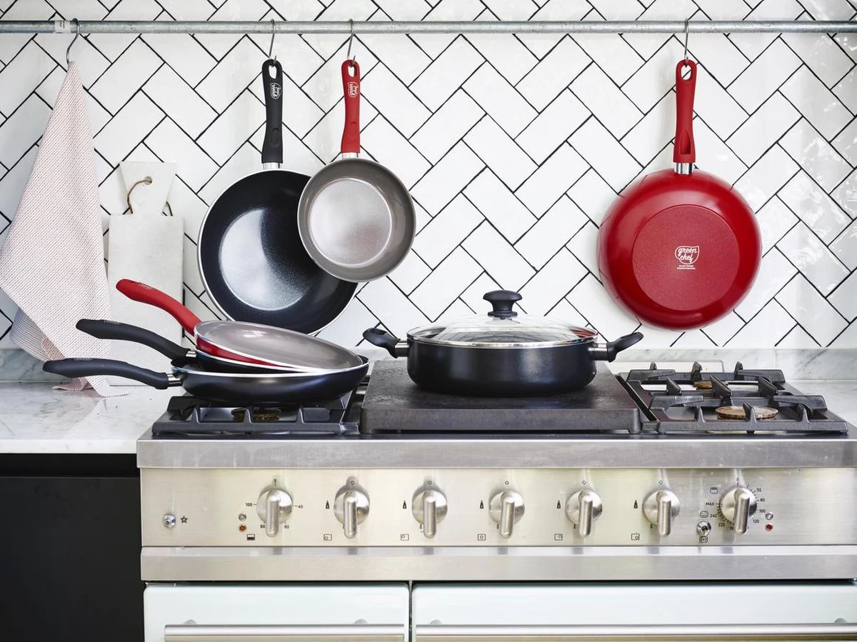 GreenChef Diamond Koekenpannenset Ø 20cm + Ø 28cm - Zwart - Inductie - PFAS-vrij 9 GreenChef Diamond Koekenpannenset Ø 20cm + Ø 28cm - Zwart - Inductie - PFAS-vrij - Afbeelding 7