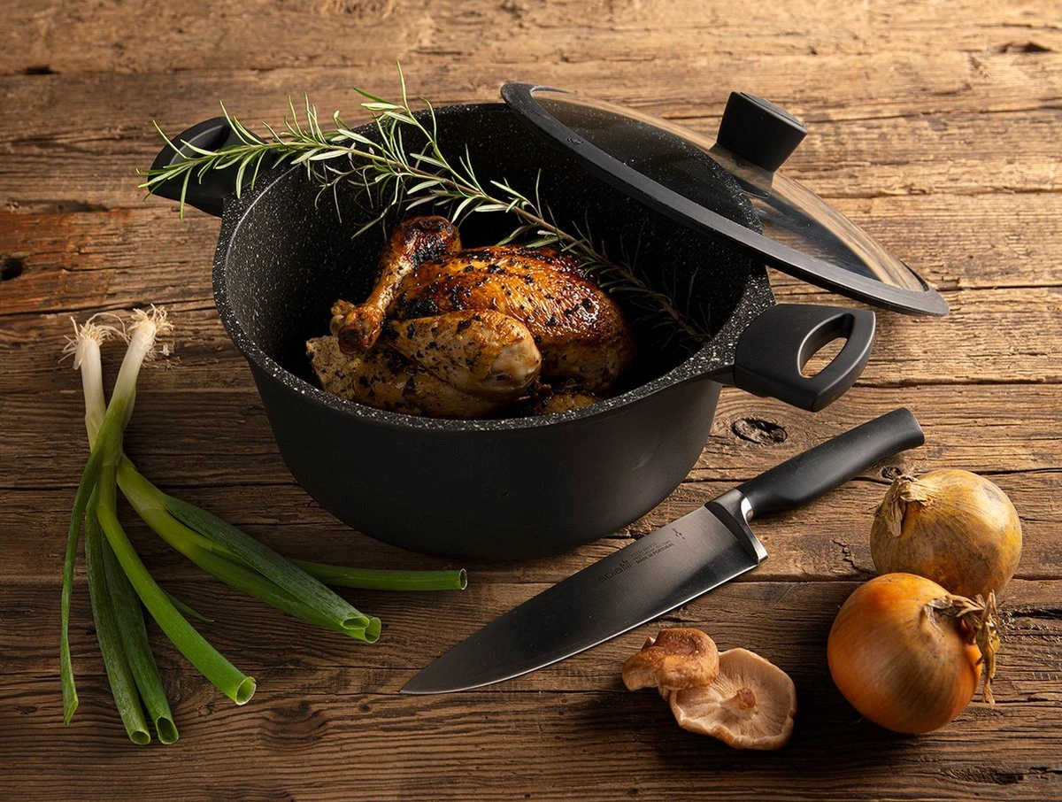 Sola Braadpan Fair Cooking - Ø 28 Cm - Zwart/wit - Aluminium - Antiaanbaklaag 4 Sola Braadpan Fair Cooking - Ø 28 Cm - Zwart/wit - Aluminium - Antiaanbaklaag - Afbeelding 2