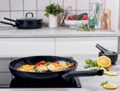 BK Easy Induction Ceramic Koekenpannenset Ø 24 + Ø 28 Cm - Inductie - PFAS-vrij -Thuiskeuken 1200x907 11