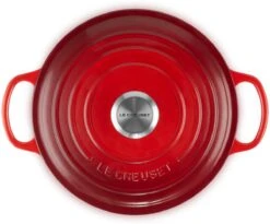 Le Creuset - Gietijzeren - Lage Braadpan - 24cm - Kersenrood 33 Le Creuset - Gietijzeren - Lage Braadpan - 24cm - Kersenrood -Thuiskeuken 1200x998 1